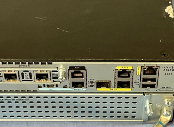 cisco 2921 integrated services router